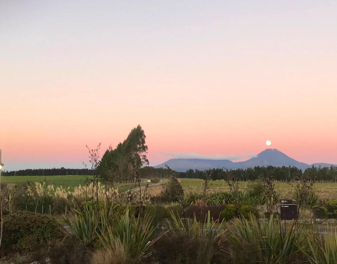 דירות נשיונל פארק Tongariro Estate מראה חיצוני תמונה