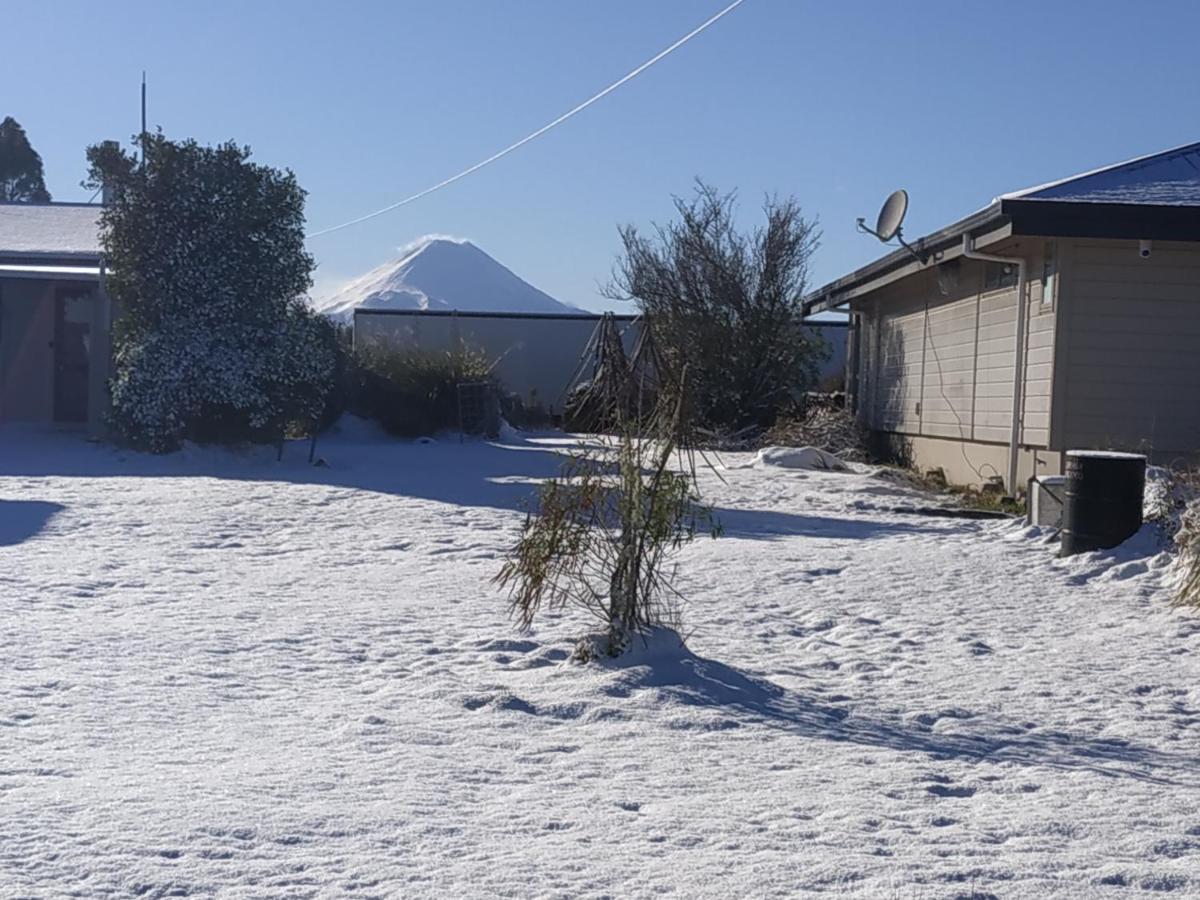 דירות נשיונל פארק Tongariro Estate מראה חיצוני תמונה